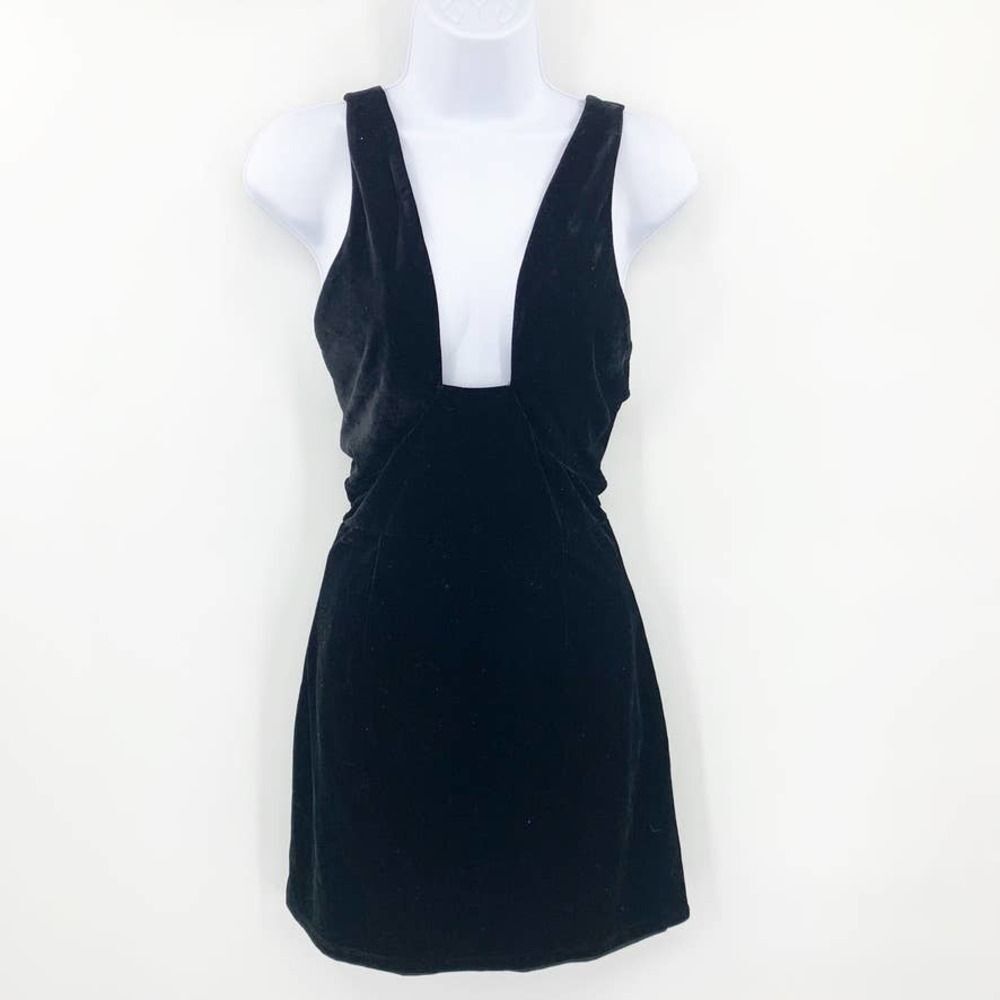 NBD‎ Abriel Black Velvet Dress NWT Sz XS - Picture 8 of 11